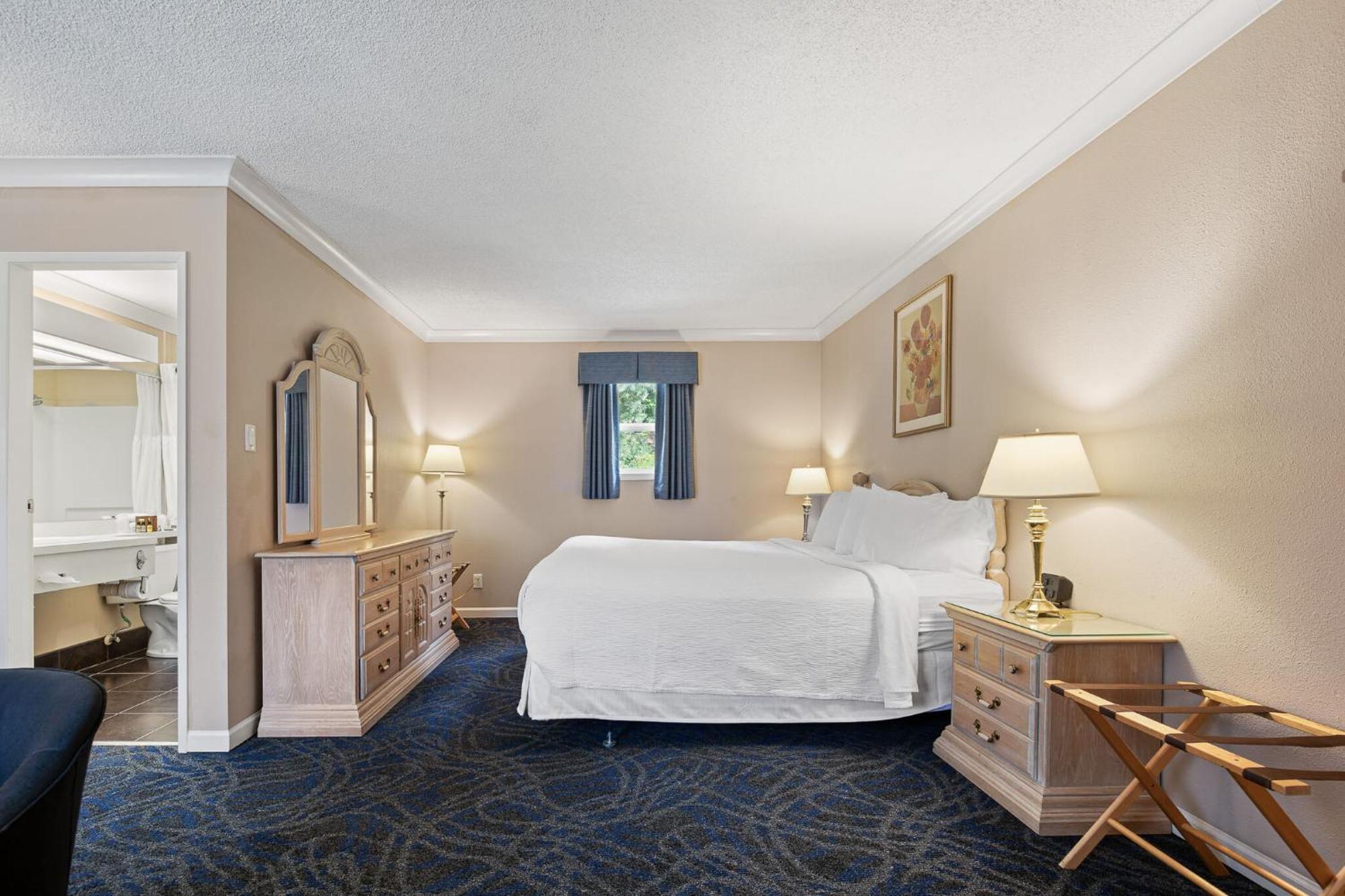 Glenwood Inn & Suites Trail Eksteriør bilde