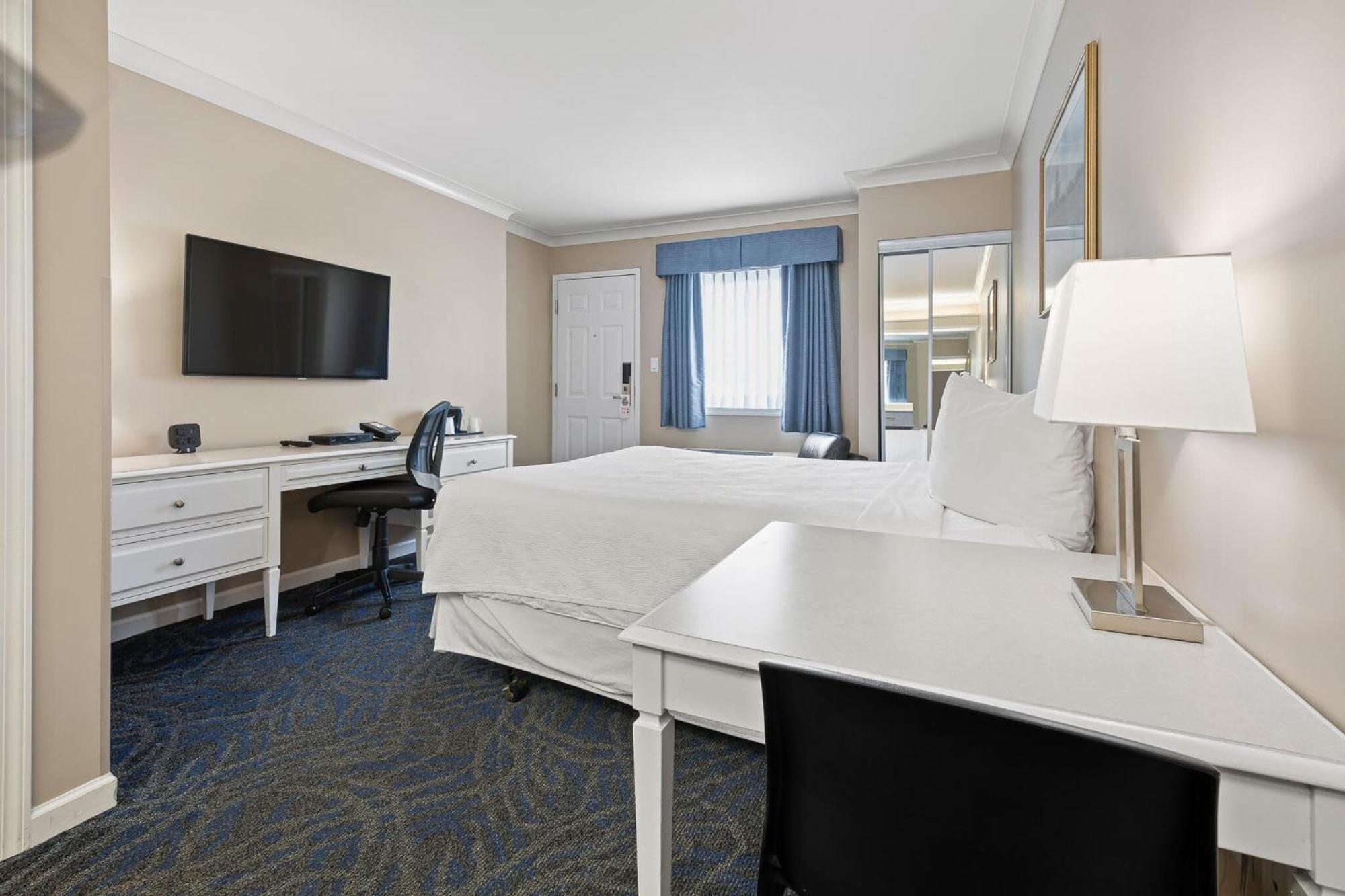 Glenwood Inn & Suites Trail Eksteriør bilde