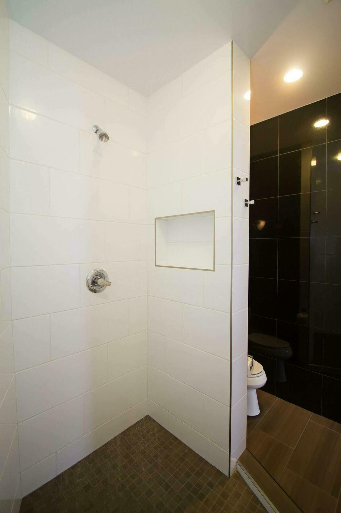 Glenwood Inn & Suites Trail Eksteriør bilde